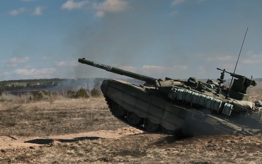 Nga tiến sát 10 vị trí tiền tuyến, Ukraine bị mất một nửa Vovchansk